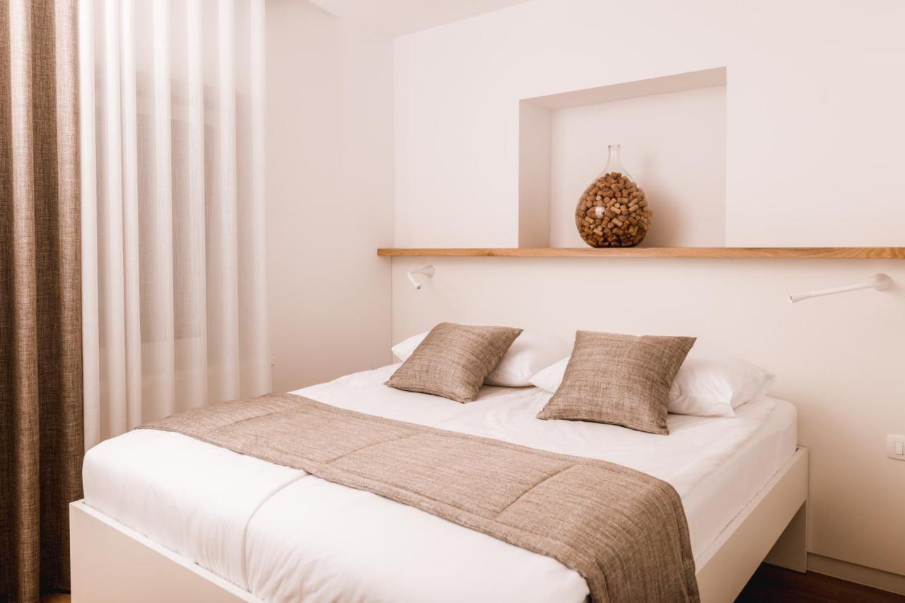 Ferienwohnung Vina Kobal, Kobal Family Estate Štanjel Exterior foto