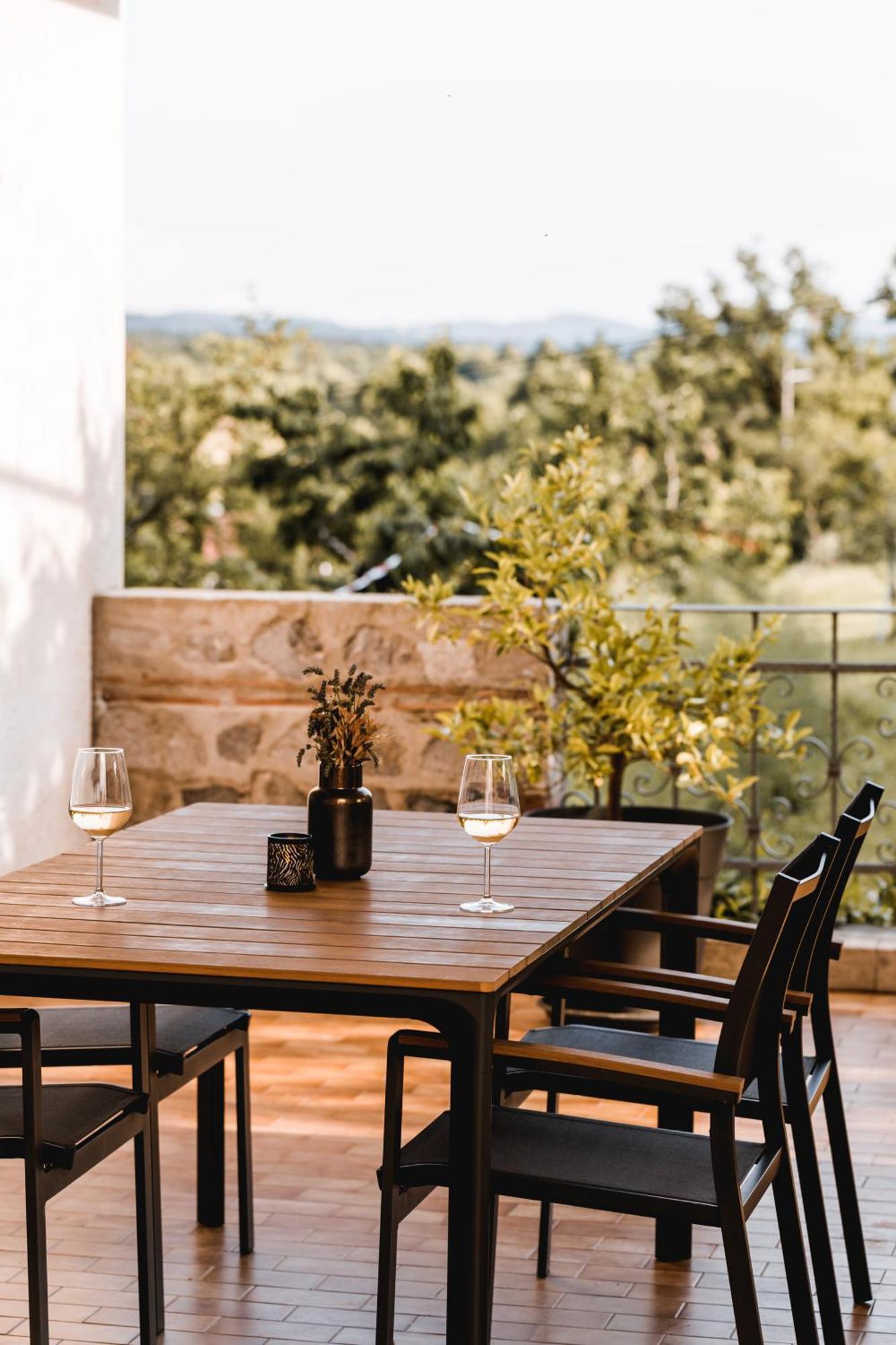 Ferienwohnung Vina Kobal, Kobal Family Estate Štanjel Exterior foto